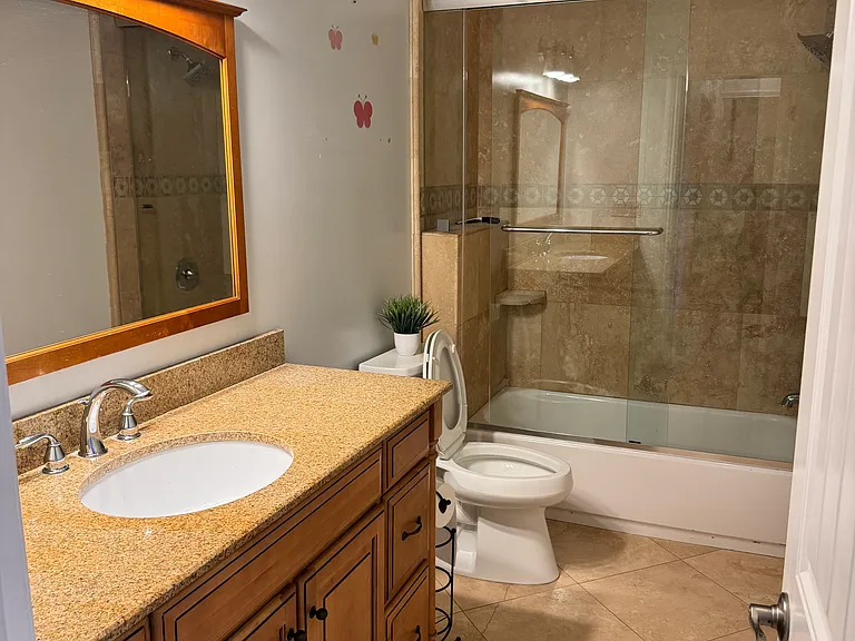 4284 E Phillips Blvd — Photo 8