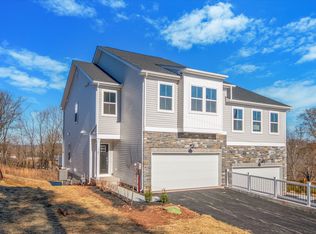 741 Hunsberger Rd, Spring City, PA 19475