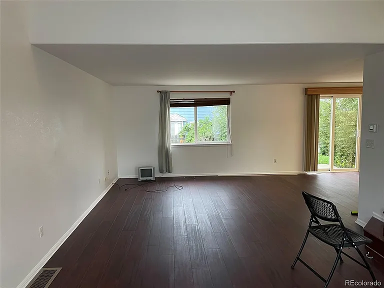 11258 W Progress Ave — Photo 7