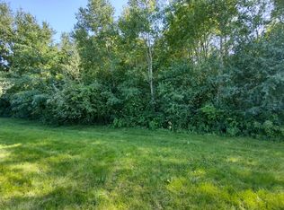 6711 Perkins Pkwy, Fox Lake, IL 60020