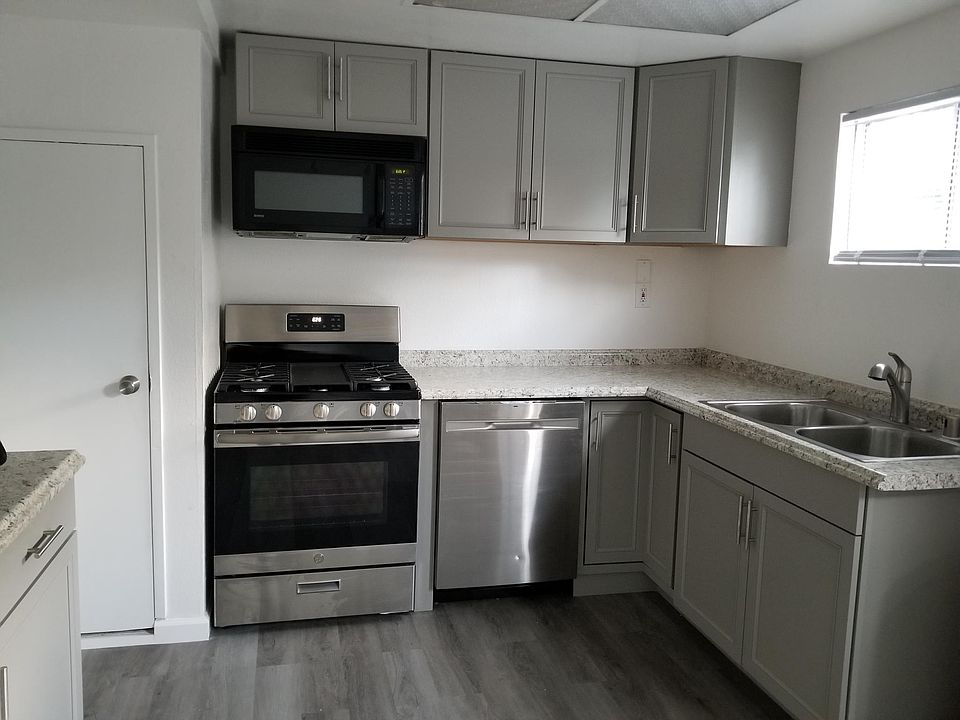1st image of 4008 Knoll Top Ct