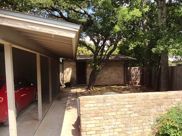 1700 Emilie Ln #A — Photo 7