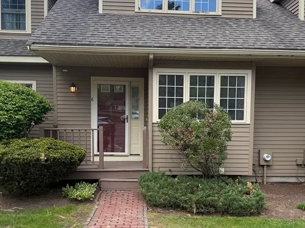6 Lilac Ct Unit 6, Hopkinton, MA 01748