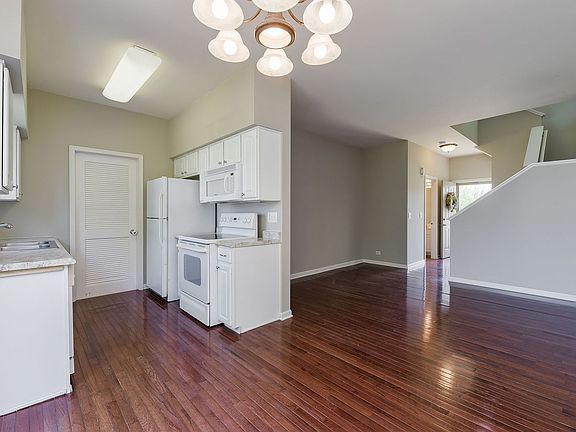 4th image of 2243 Margaret Dr