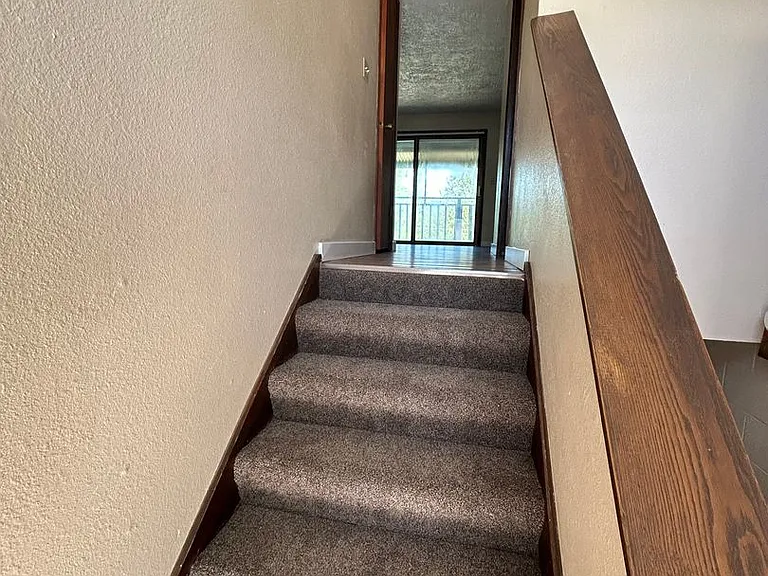111 Beacon Hill Dr — Photo 13