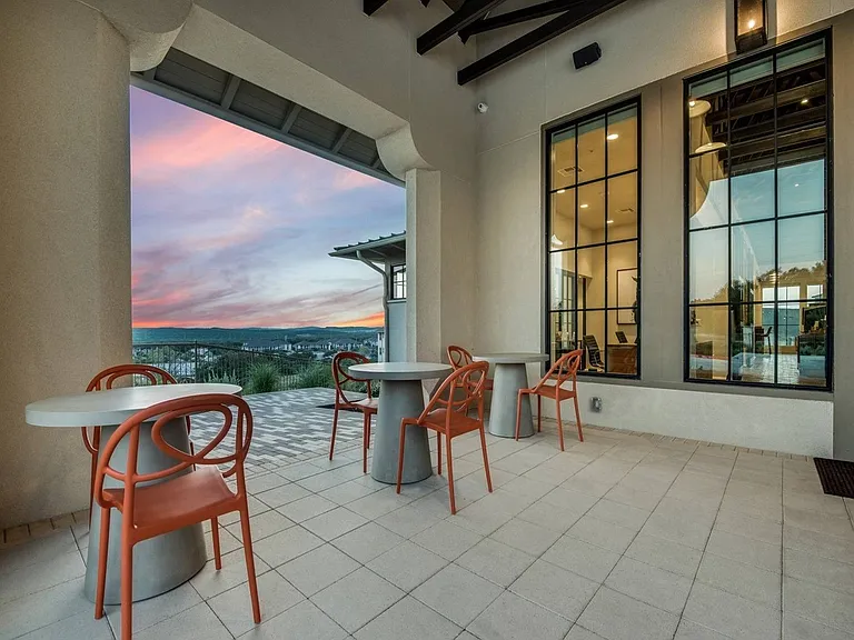 Outdoor Lounge