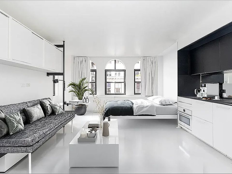 1st image of 237 Madison Ave #1106
