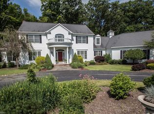 7271 Reserve Dr, Waite Hill, OH