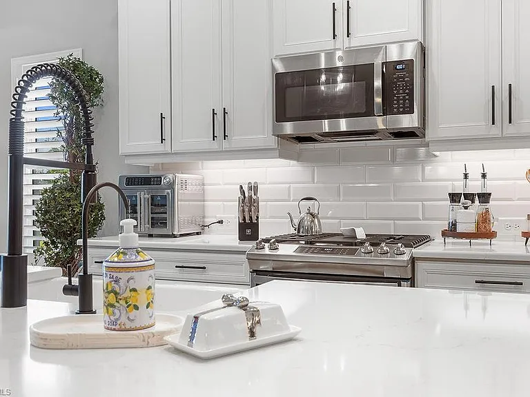 4584 Centaurus Cir — Photo 10