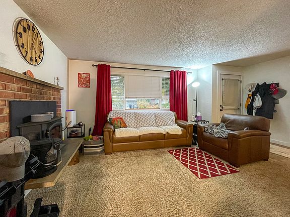 3rd image of 6015 189th Avenue Ct E