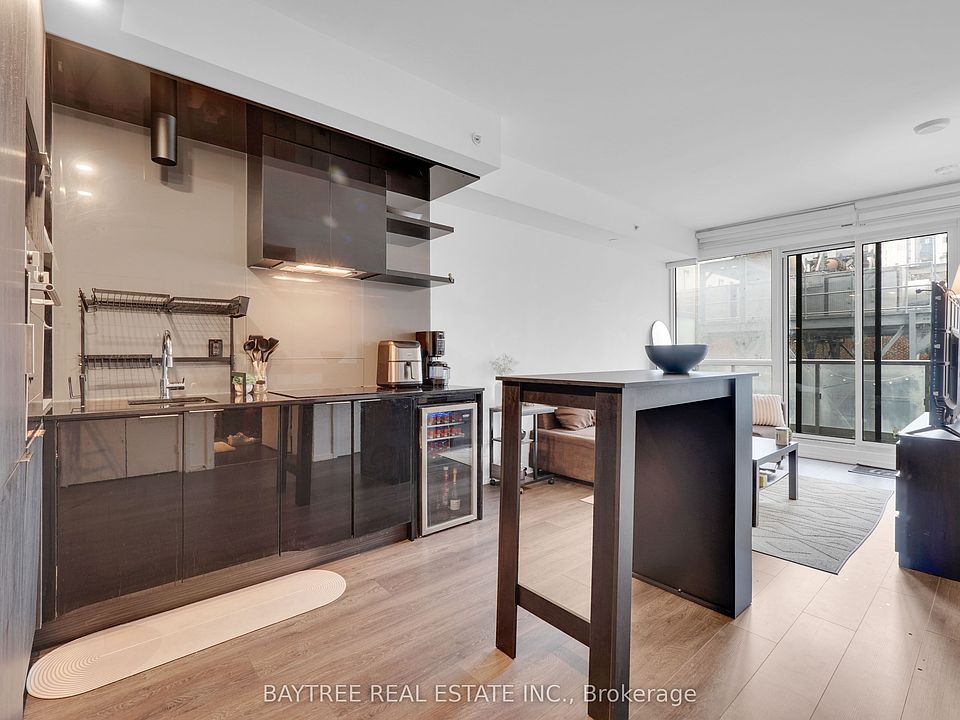 1st image of 70 Temperance St #2610
