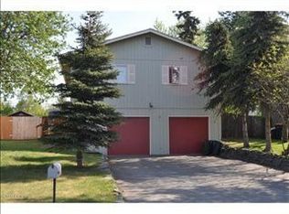 6720 Hunt Ave, Anchorage, AK 99504