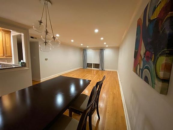 3rd image of 920 Beau Dr Unit 105
