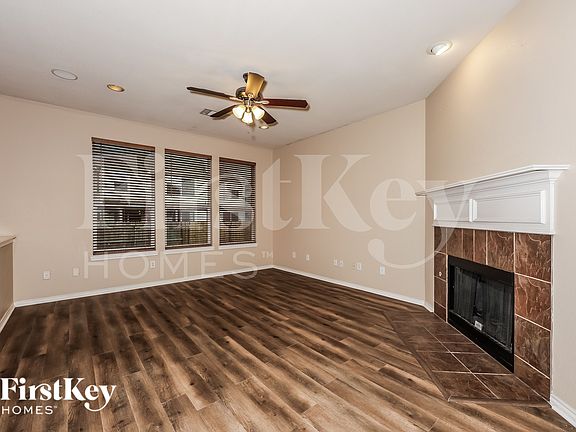 2nd image of 4532 Fir Dr