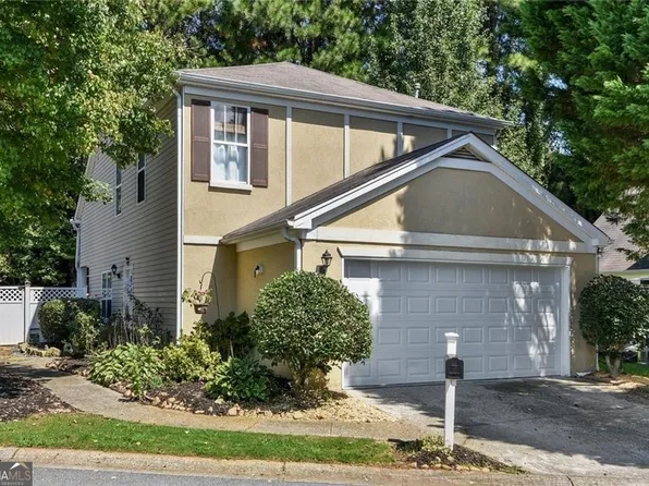 3910 Maple Valley Dr, Cumming, GA 30040