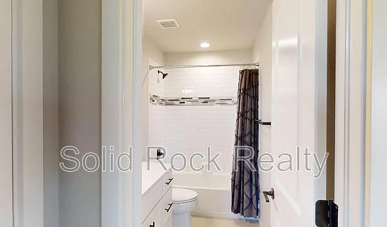 7621 Red River Way — Photo 16
