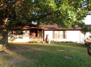 1015 Sky Harbor Dr, Miami, OK 74354