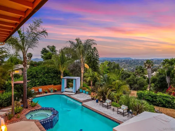 3011 Mary Ln, Escondido, CA 92025