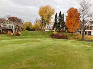 416 Inverness Terrace Ct, Baraboo, WI 53913