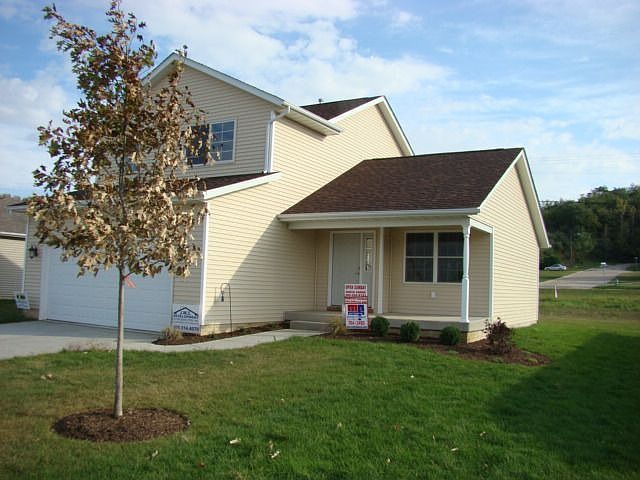 1st image of 934 5th Avenue Dr W