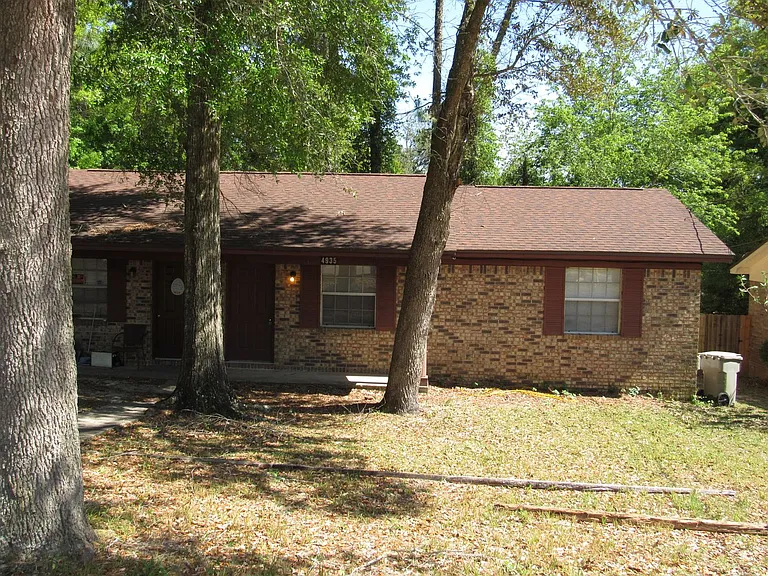 4935 Yacht Harbour Dr — Photo 2