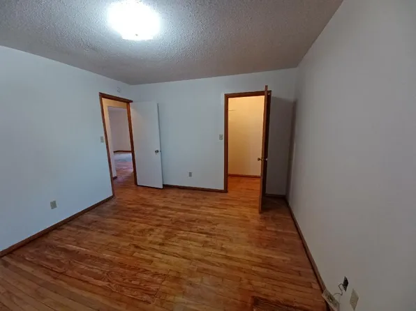 401 Anne St #Street8, Illiopolis, IL 62539