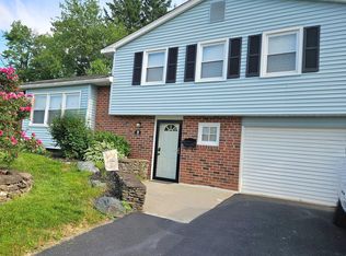 9 Pinedale Rd, Newark, DE 19711