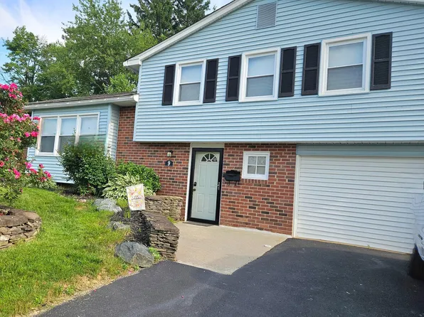 9 Pinedale Rd, Newark, DE 19711
