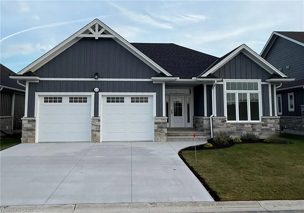 218 Schooner Dr photo 1