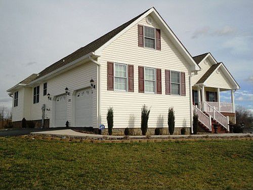2nd image of 108 Emmanuel Dr