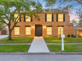 8006 Albin Ln, Houston, TX 77071