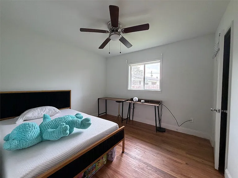 9507 Vogue Ln — Photo 18