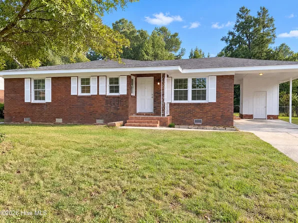 190 Lealer Lyons Drive, Whiteville, NC 28472