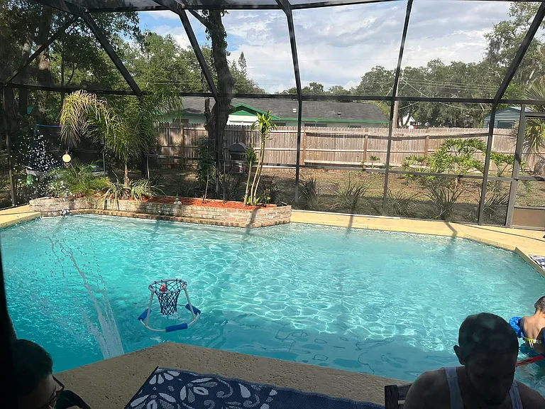 1521 Burning Tree Ln — Photo 17