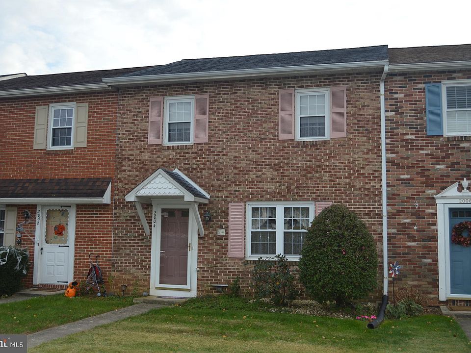 1st image of 2004 Hale Ct