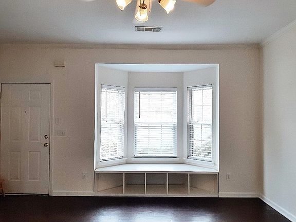 3rd image of 1101 Downs Blvd APT I102