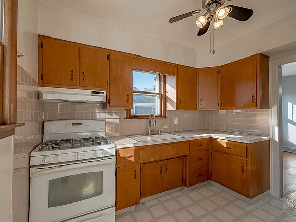 5th image of 307 S Gilbert Ave
