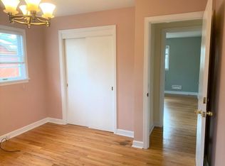 9016 Hurstbourne Ln, Hurstbourne Acres, KY 40220