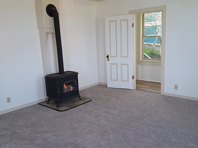229 Alameda Ave — Photo 12