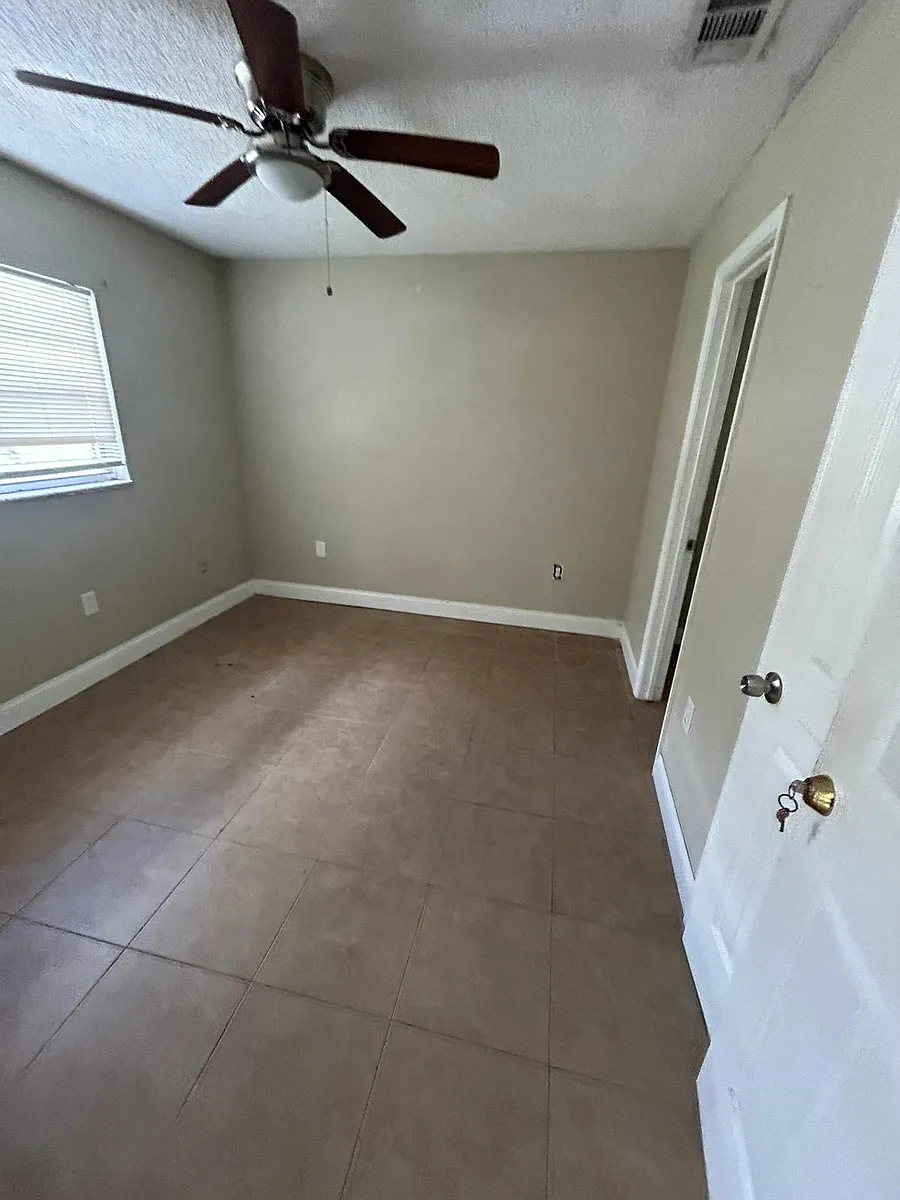 Building Photo - 5254 Lanette St #1