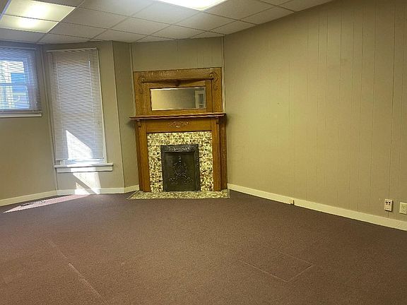 4th image of 460 Delaware Ave