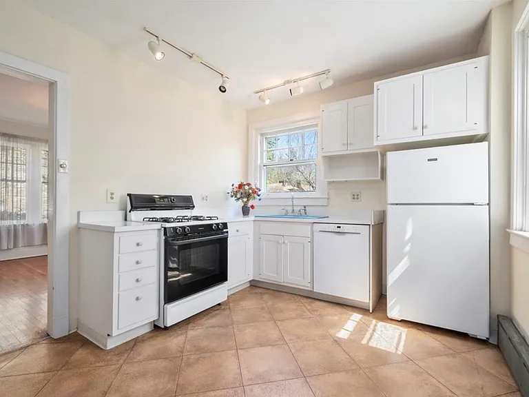 4208 Parkman Ave #1 — Photo 7