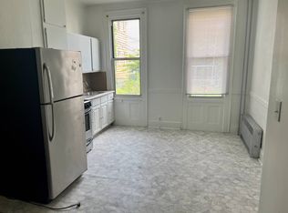 6711 Forest Ave, Ridgewood, NY 11385