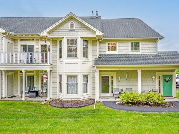 1208 Greymoor Way, Baldwinsville, NY 13027