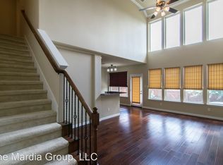 6118 Black Swan Cir, Garland, TX 75044