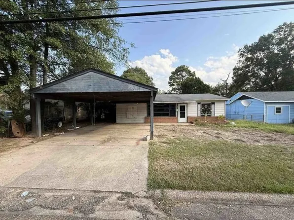 905 E 32nd St, Texarkana, AR 71854