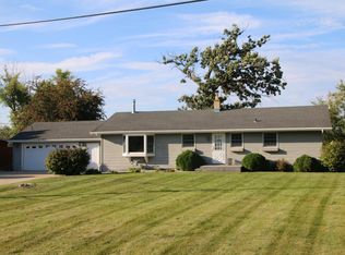W4480 Riverview Rd, Watertown, WI 53094