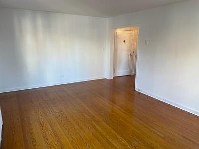 3rd image of 4924 Hanford St #1A