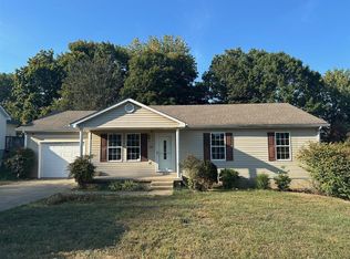 110 Yellowstone Ct, Bowling Green, KY 42101
