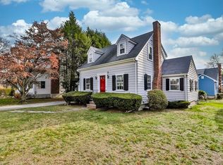 19 Vista Ave, Reading, MA 01867